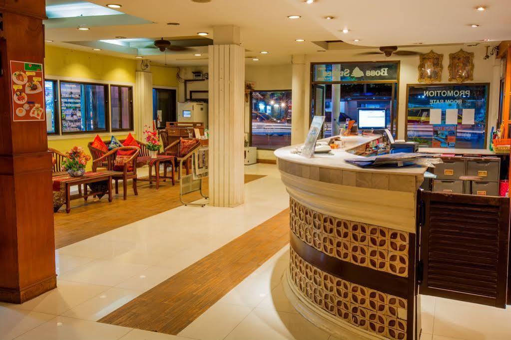 Boss Suites Pattaya Extérieur photo