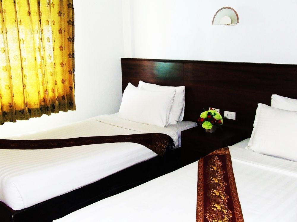 Boss Suites Pattaya Extérieur photo